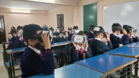 VIRTUAL REALITY EXPERIENCE FOR STUDENTS OF SUNSHINE HIGH SCHOOL.